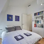 Sublime Apartment Center Of Paris Le Marais